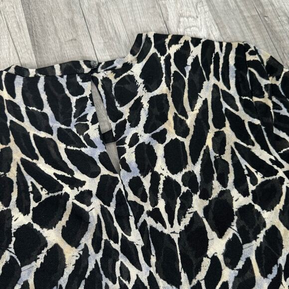 New Moda International Animal Print Short Sleeve Mesh Top Small - Picture 5 of 8
